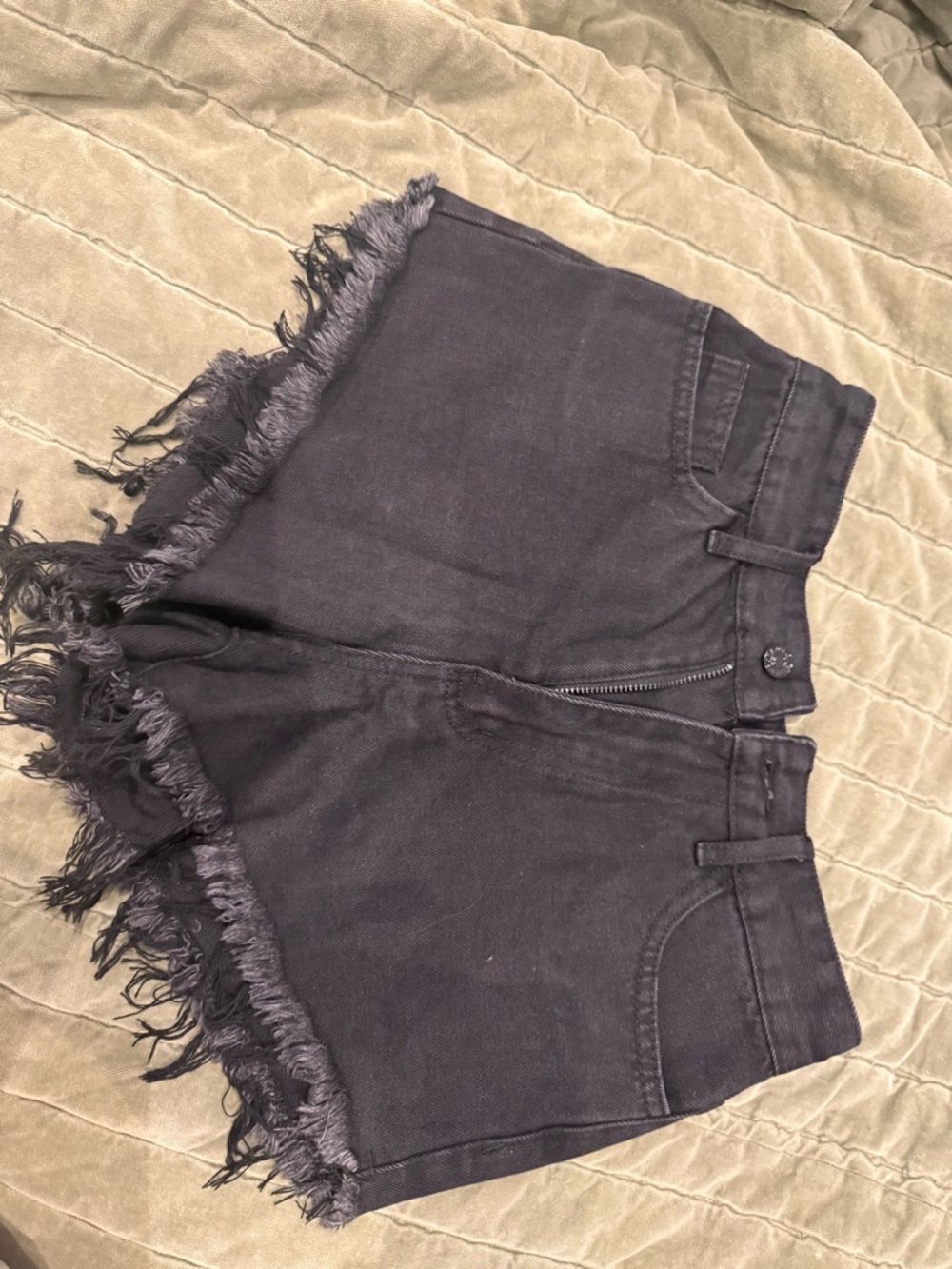 SHEIN Black Frayed Hem High-Rise Denim Shorts
